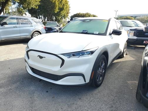 2023 Ford Mustang Mach-E SELECT