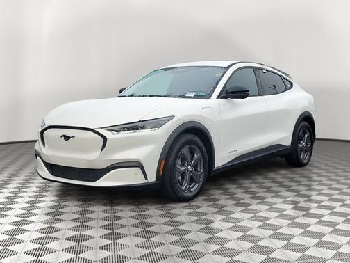 2023 Ford Mustang Mach-E SELECT