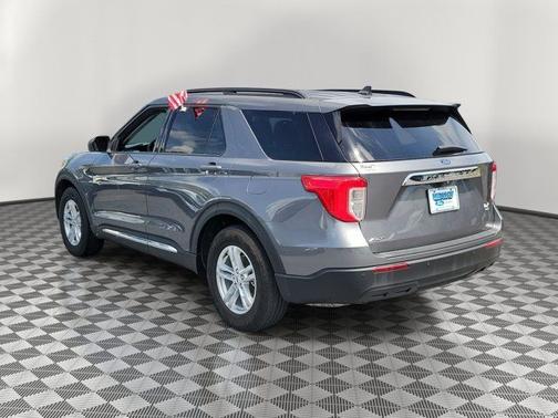 CARBONIZED GRAY METALLIC 2023 Ford Explorer XLT