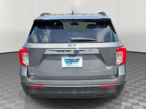 CARBONIZED GRAY METALLIC 2023 Ford Explorer XLT