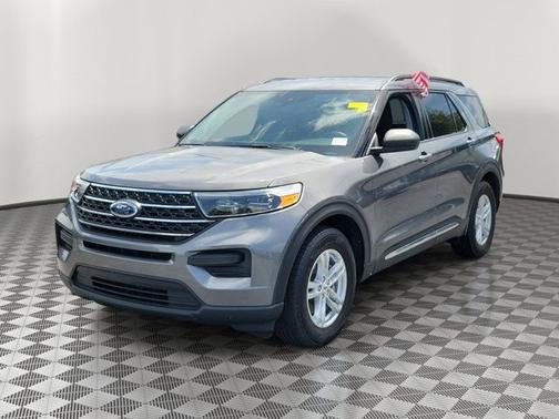 CARBONIZED GRAY METALLIC 2023 Ford Explorer XLT