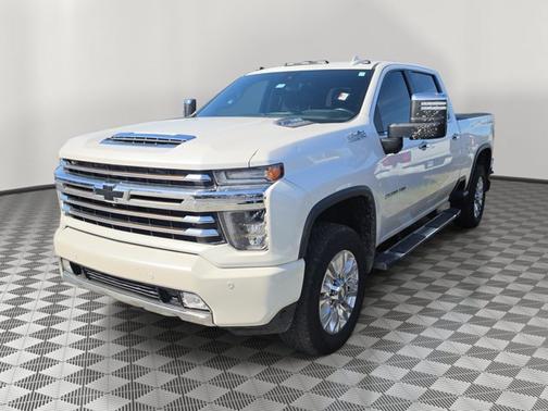 Iridescent Pearl Tricoat 2021 Chevrolet Silverado 2500 HIGH COUNTRY