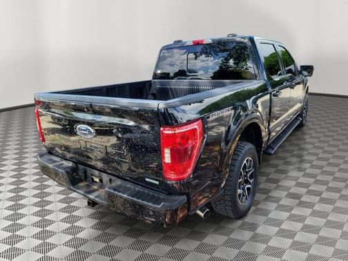 AGATE BLACK METALLIC 2022 Ford F-150 XLT