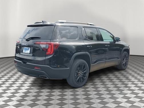 2022 GMC Acadia SLT