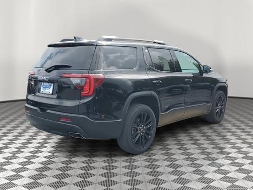 2022 GMC Acadia SLT