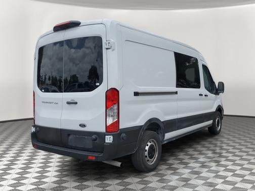 2024 Ford Transit-250 148 WB MEDIUM ROOF CARGO