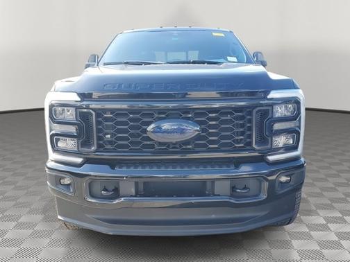 2023 Ford F-350 LARIAT SUPER DUTY