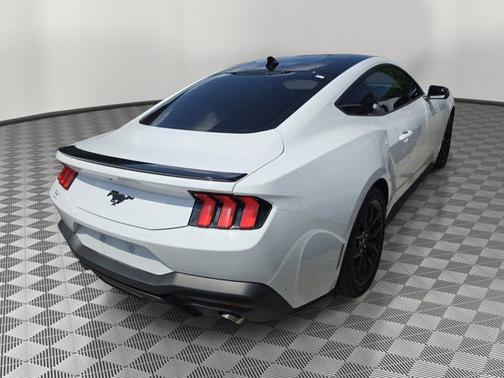 OXFORD WHITE 2024 Ford Mustang ECOBOOST