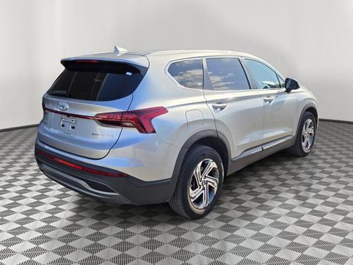 Shimmering Silver Pearl 2023 Hyundai SANTA FE SE