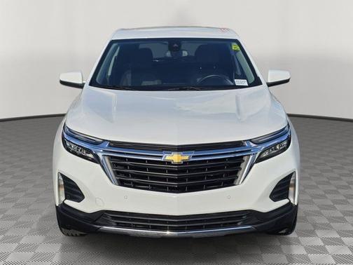 Summit White 2024 Chevrolet Equinox LT