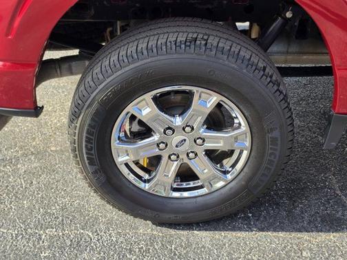 RAPID RED MET TINTED CC 2022 Ford F-150 XLT