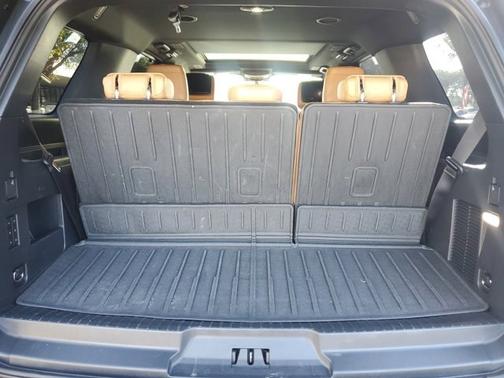 2022 Ford Expedition PLATINUM