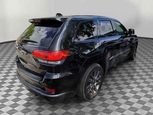 Diamond Black 2019 Jeep Grand Cherokee OVERLAND