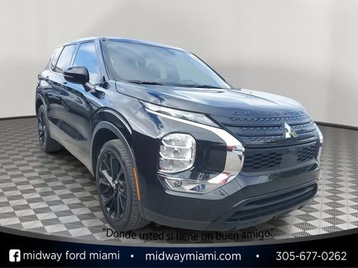 2022 Mitsubishi Outlander SE