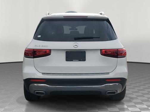 2023 Mercedes-Benz GLB 250 BASE