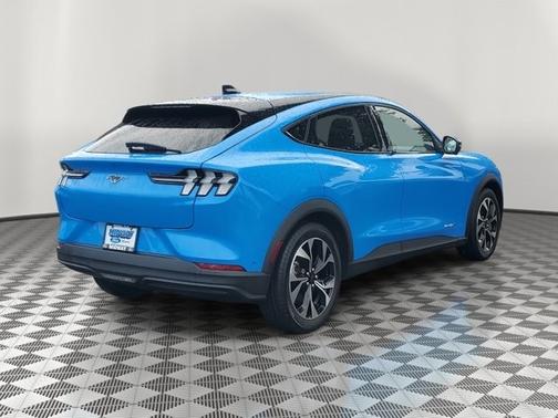 2024 Ford Mustang Mach-E SELECT