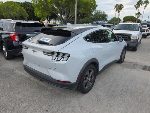 SPACE WHITE METALLIC 2021 Ford Mustang Mach-E SELECT
