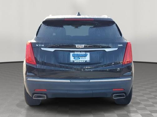 2018 Cadillac XT5 BASE