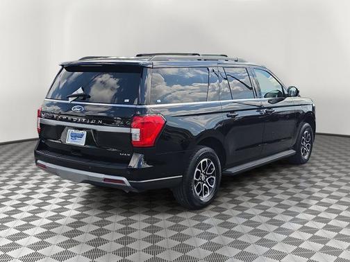 AGATE BLACK METALLIC 2024 Ford Expedition XLT