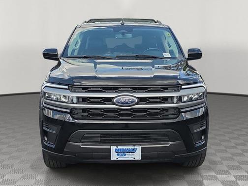 AGATE BLACK METALLIC 2024 Ford Expedition XLT