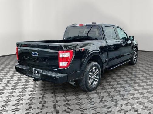AGATE BLACK METALLIC 2023 Ford F-150 XL