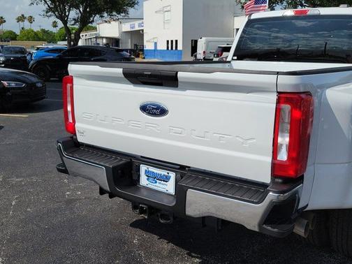 OXFORD WHITE 2024 Ford F-350 XL