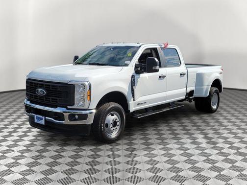 OXFORD WHITE 2024 Ford F-350 XL