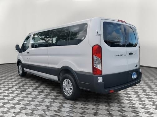 2022 Ford Transit-350 XLT