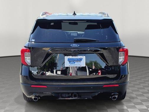 AGATE BLACK METALLIC 2022 Ford Explorer ST-LINE