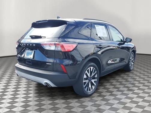 2020 Ford Escape SE SPORT