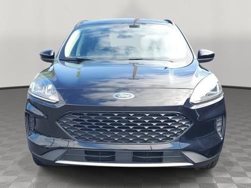 2020 Ford Escape SE SPORT