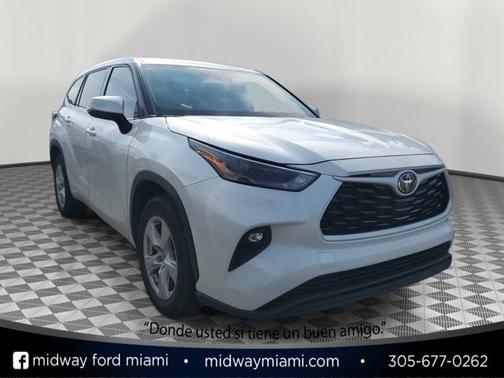 2022 Toyota Highlander LE
