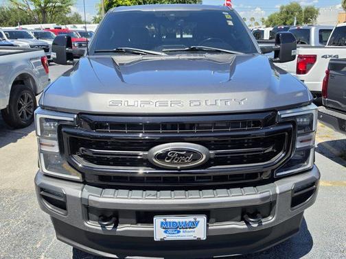 CARBONIZED GRAY 2022 Ford F-250 LARIAT