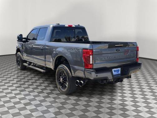 CARBONIZED GRAY 2022 Ford F-250 LARIAT