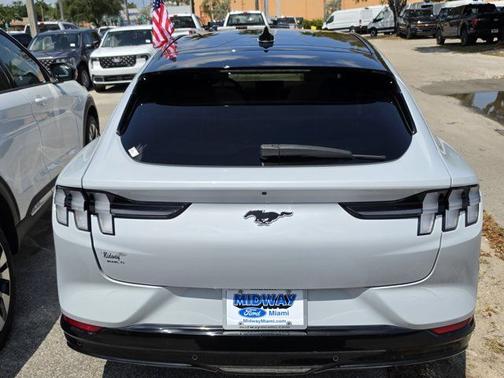 SPACE WHITE METALLIC 2023 Ford Mustang Mach-E PREMIUM