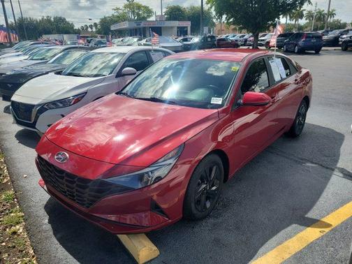 Scarlet Red Pearl 2021 Hyundai ELANTRA SEL