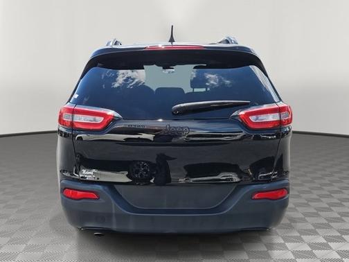 2017 Jeep Cherokee SPORT