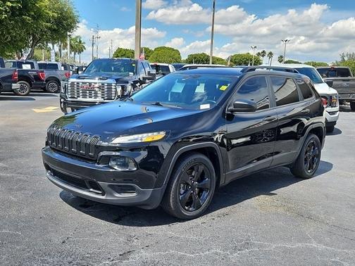 2017 Jeep Cherokee SPORT