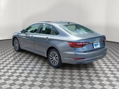 Platinum Gray Metallic 2019 Volkswagen Jetta 1.4T SE