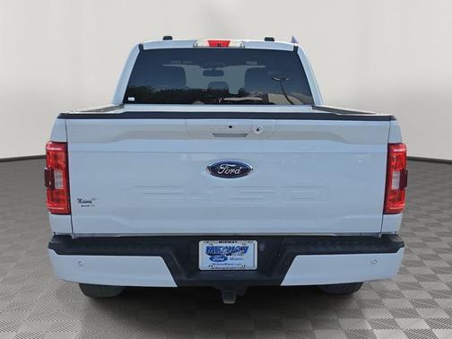 OXFORD WHITE 2023 Ford F-150 XLT