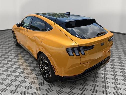 CYBER ORANGE MET TRI-COAT 2021 Ford Mustang Mach-E GT