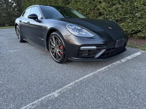 2018 Porsche Panamera Turbo