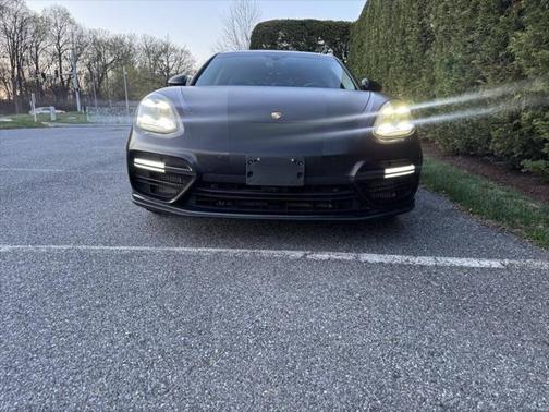 2018 Porsche Panamera Turbo