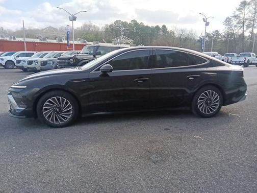 2024 Hyundai SONATA Hybrid Limited
