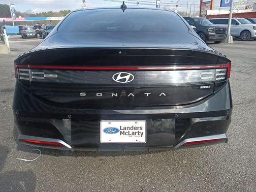 2024 Hyundai SONATA Hybrid Limited