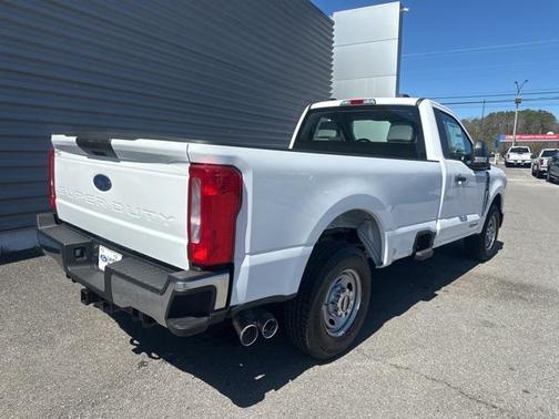 2025 Ford F-250 XL