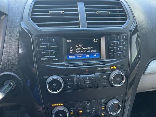 2018 Ford Explorer Base