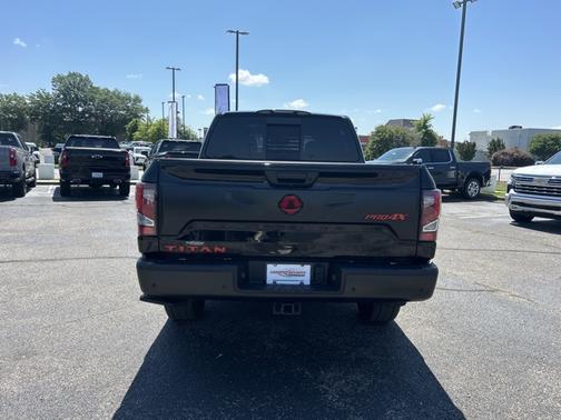 2021 Nissan Titan PRO-4X