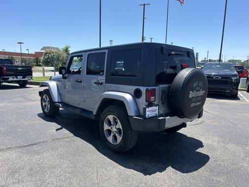 2016 Jeep Wrangler Unlimited Sahara