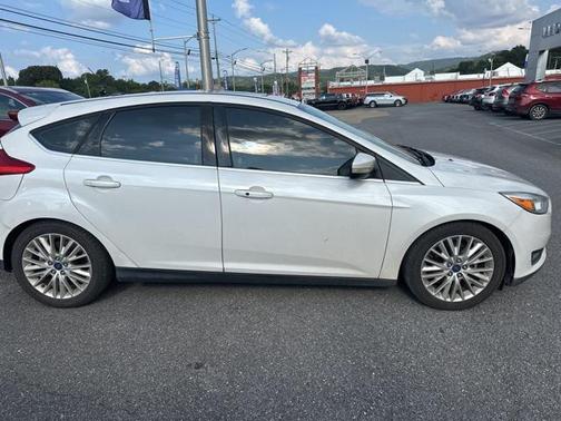 2017 Ford Focus Titanium